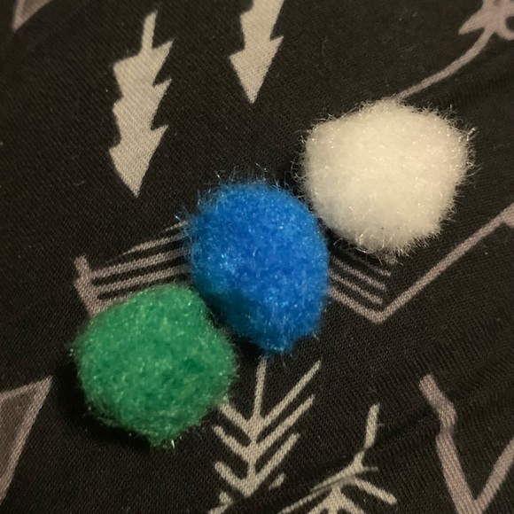 New Heart Locket Essential Oil Diffuser Necklace (oil not included) - Picture 9 of 9